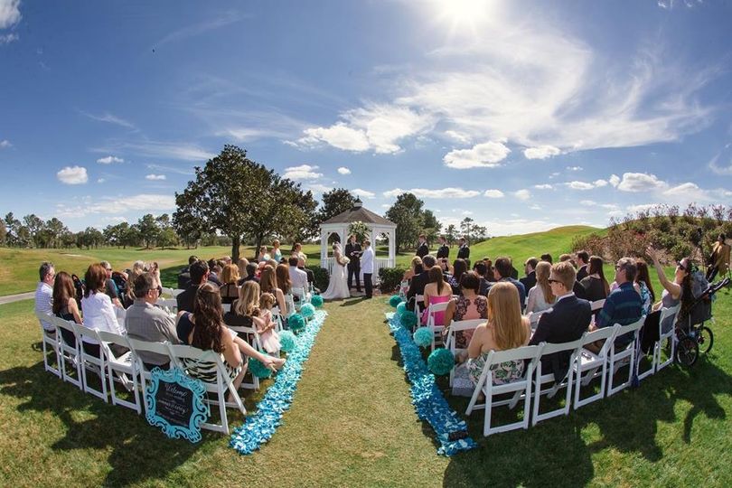 Outdoor reception spot at Falcon's Fire